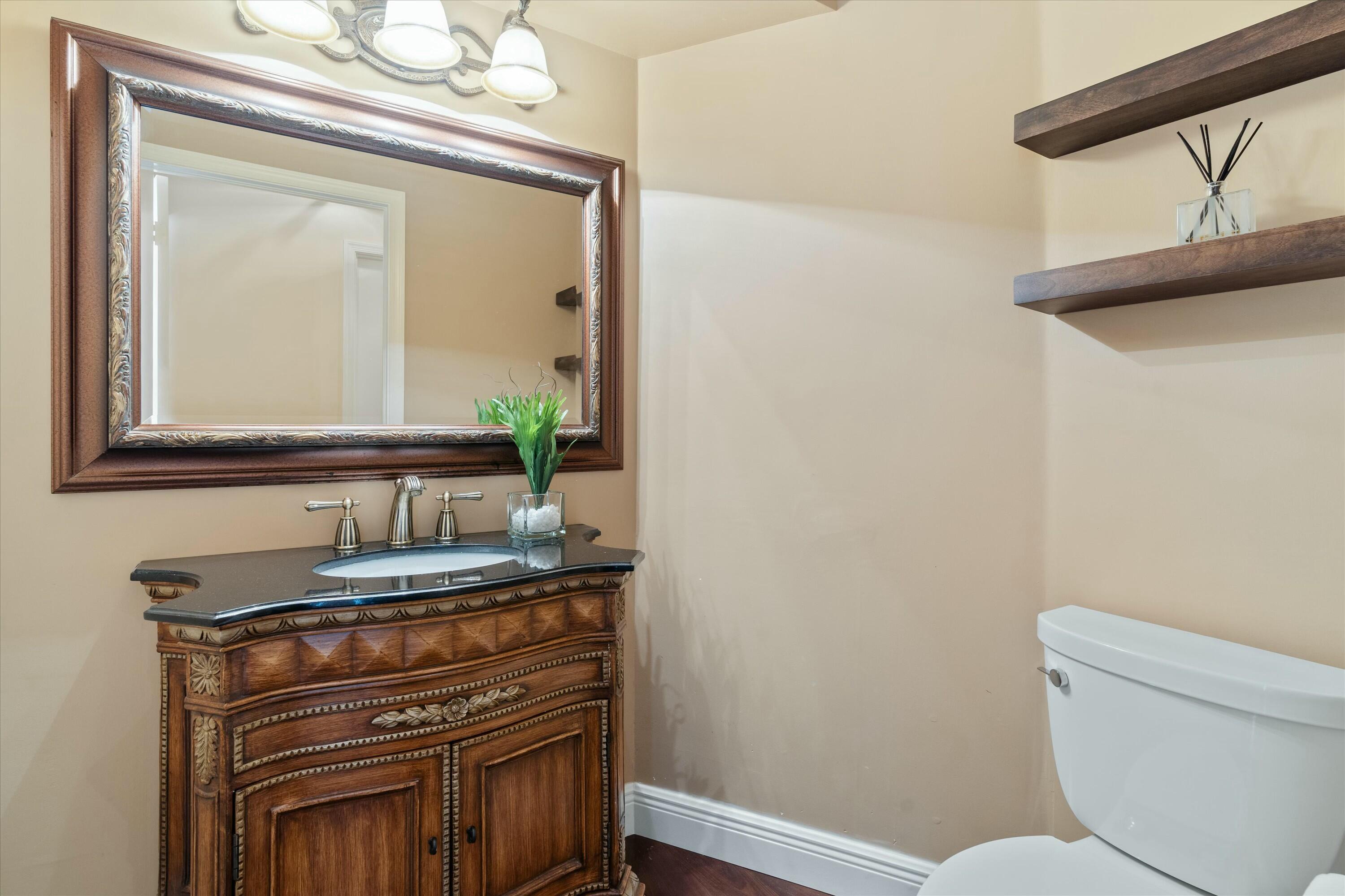 778 St Albans Drive Boca Raton, FL 33486 - Photo 9 of 29 First floor Powder Room