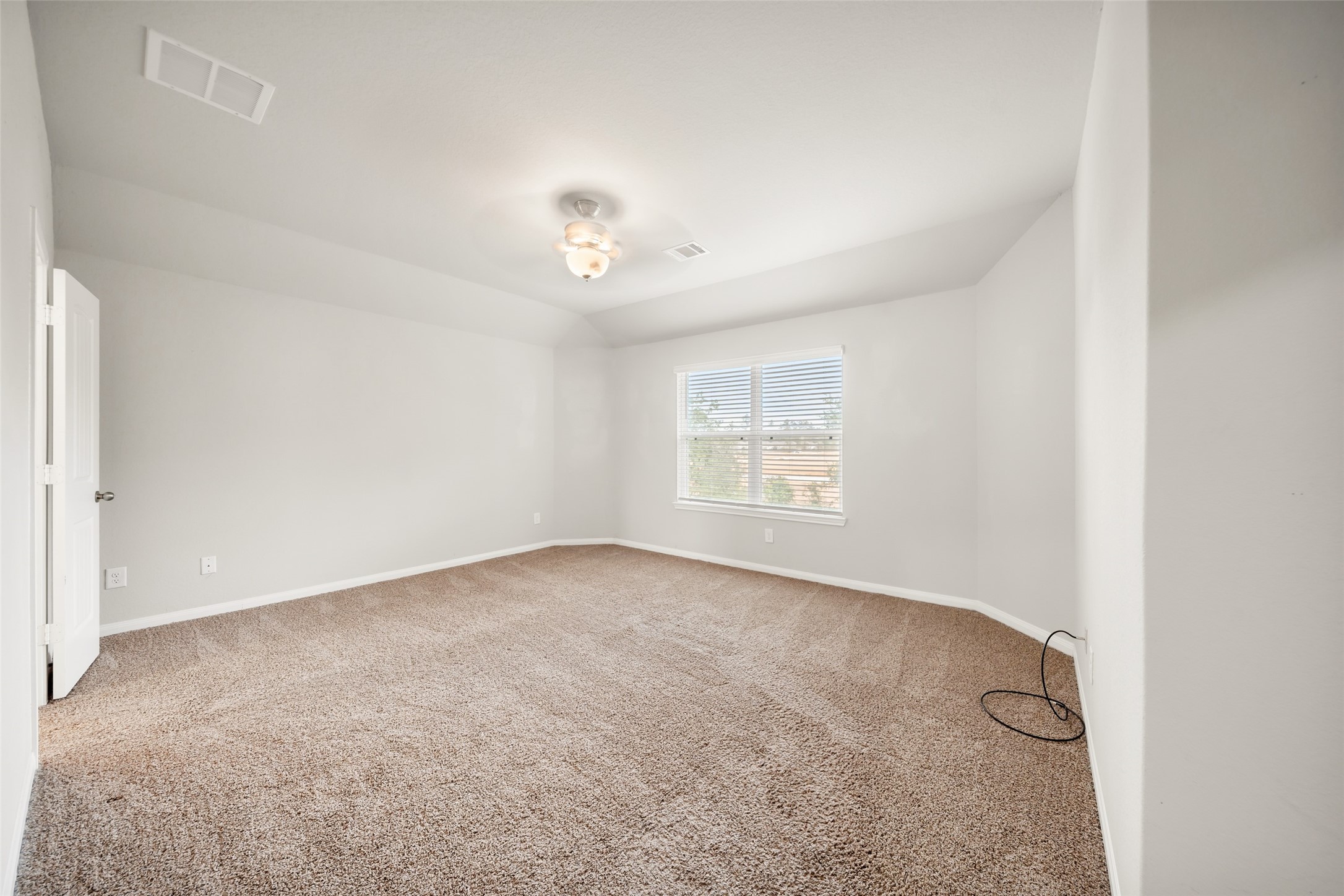 3628 Cub Drive Conroe, TX 77301 - Photo 18 of 32 Spacious, filled with light...
