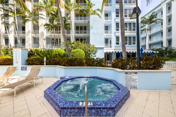$1,359,000 | 701 Southeast 21st Avenue, Unit 201, Deerfield Beach, FL 33441