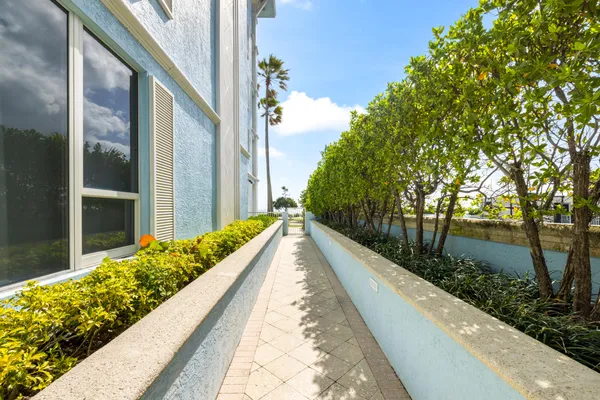 $1,359,000 | 701 Southeast 21st Avenue, Unit 201, Deerfield Beach, FL 33441