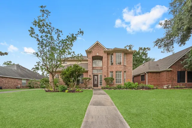 $2,600 | 19827 Lajuana Lane, Spring, TX 77388