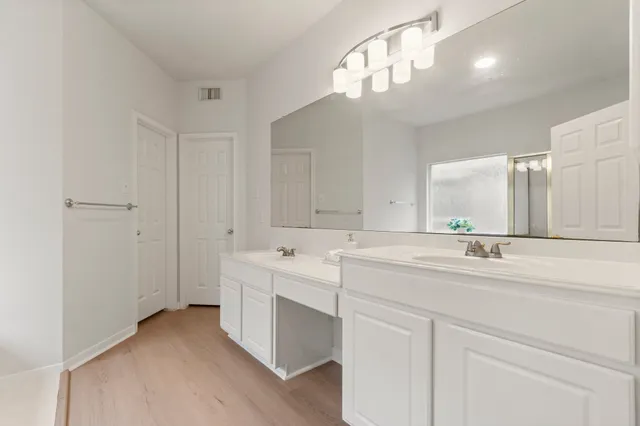 $2,600 | 19827 Lajuana Lane, Spring, TX 77388