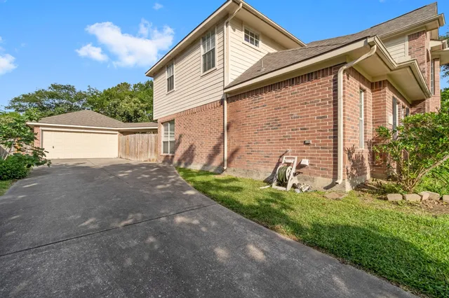 $2,600 | 19827 Lajuana Lane, Spring, TX 77388