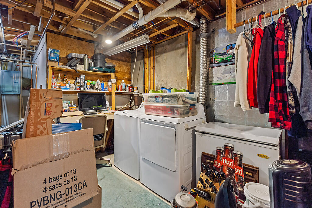 2026 Eight Rod Road Sidney, ME 04330 - Photo 40 of 51 40