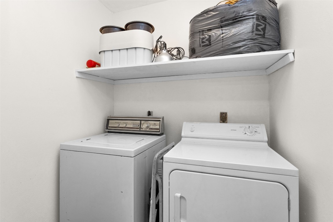 7415 Honea Egypt Road Montgomery, TX 77316 - Photo 36 of 50 a utility room with dryer and washer
