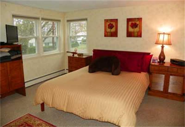 5 Silvermine Road Woburn, MA 01801 - Photo 6 of 20