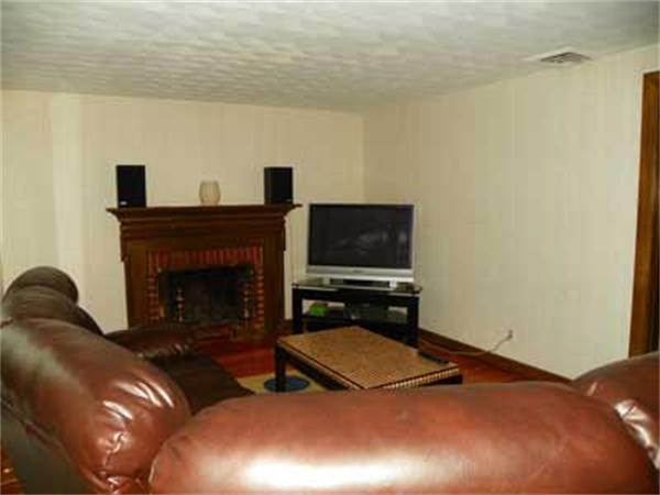 5 Silvermine Road Woburn, MA 01801 - Photo 7 of 20