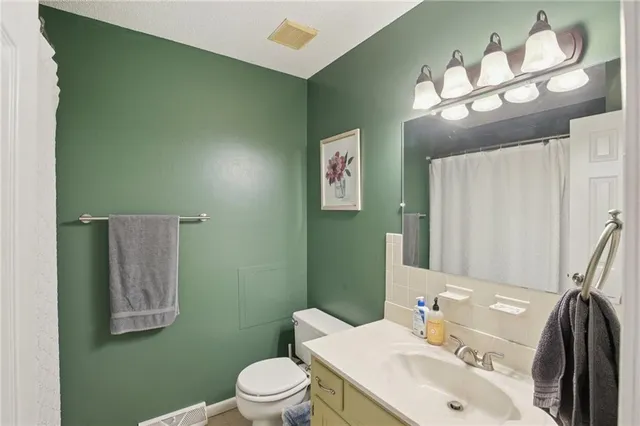 $258,000 | 35 Southeast 240th Road, Warrensburg, MO 64093