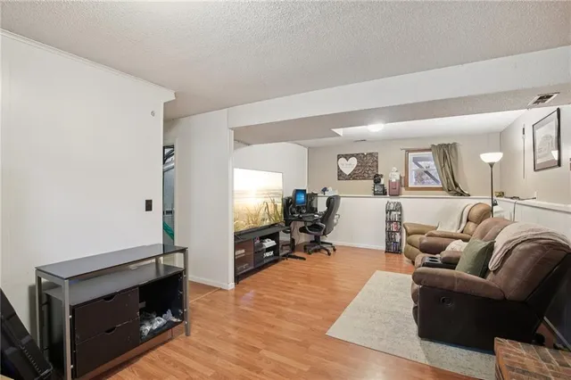 $258,000 | 35 Southeast 240th Road, Warrensburg, MO 64093