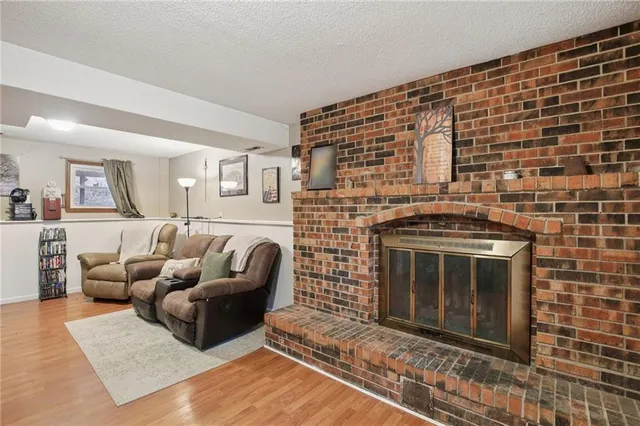 $258,000 | 35 Southeast 240th Road, Warrensburg, MO 64093