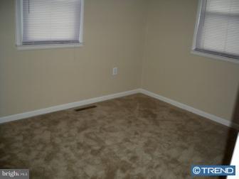 206 North Brownleaf Road Newark, DE 19713 - Photo 7 of 11