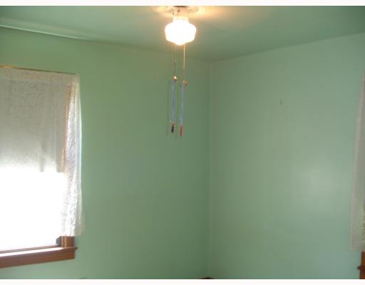 5011 Bakerstown Road Gibsonia, PA 15044 - Photo 6 of 8 Master Bedroom.