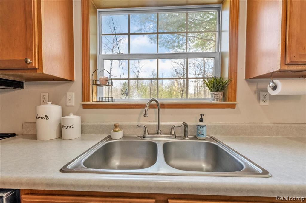 6625 Karlin Road Interlochen, MI 49643 - Photo 13 of 36