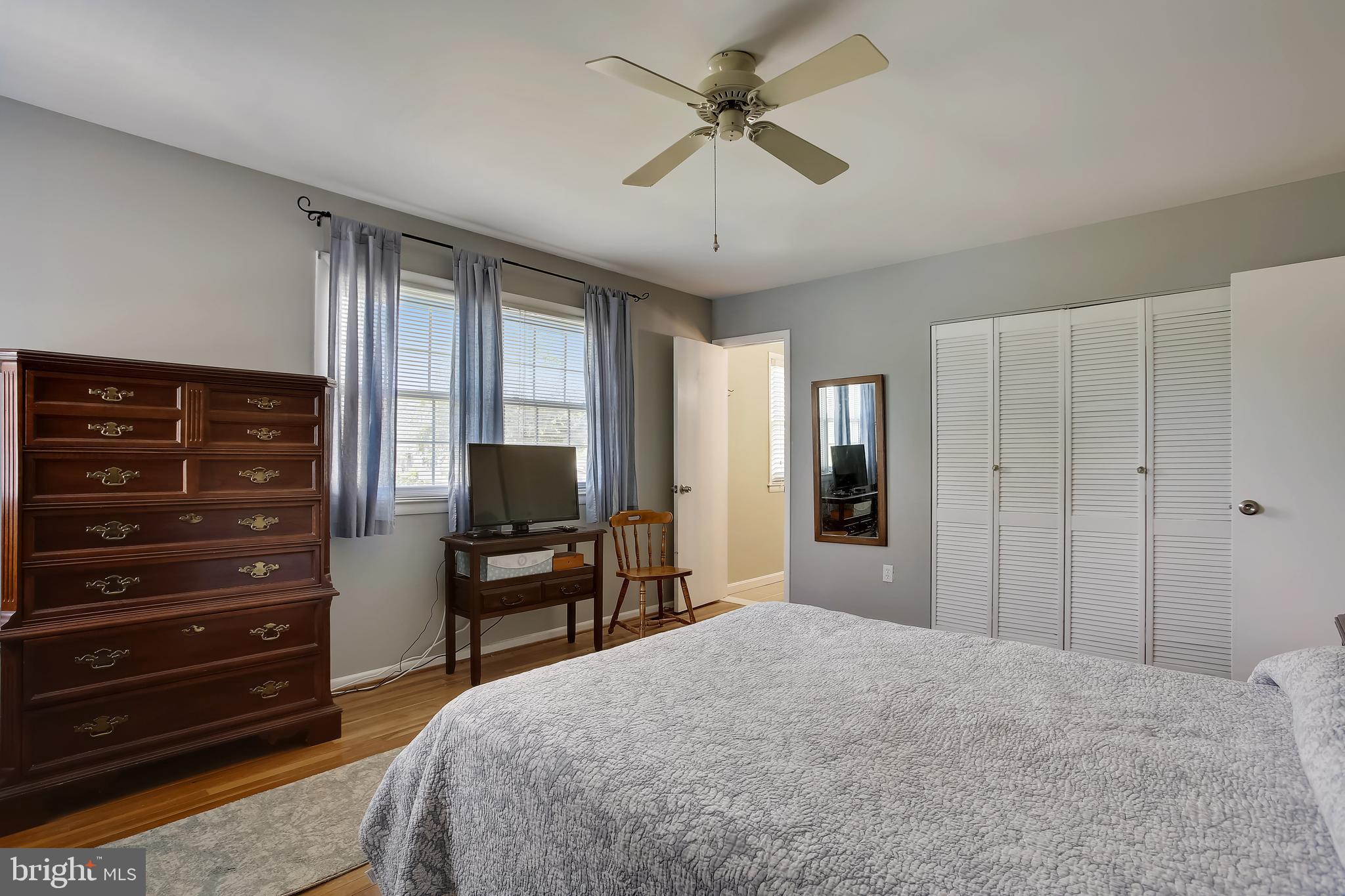 6529 Deepford Street Springfield, VA 22150 - Photo 18 of 41 Primary Bedroom