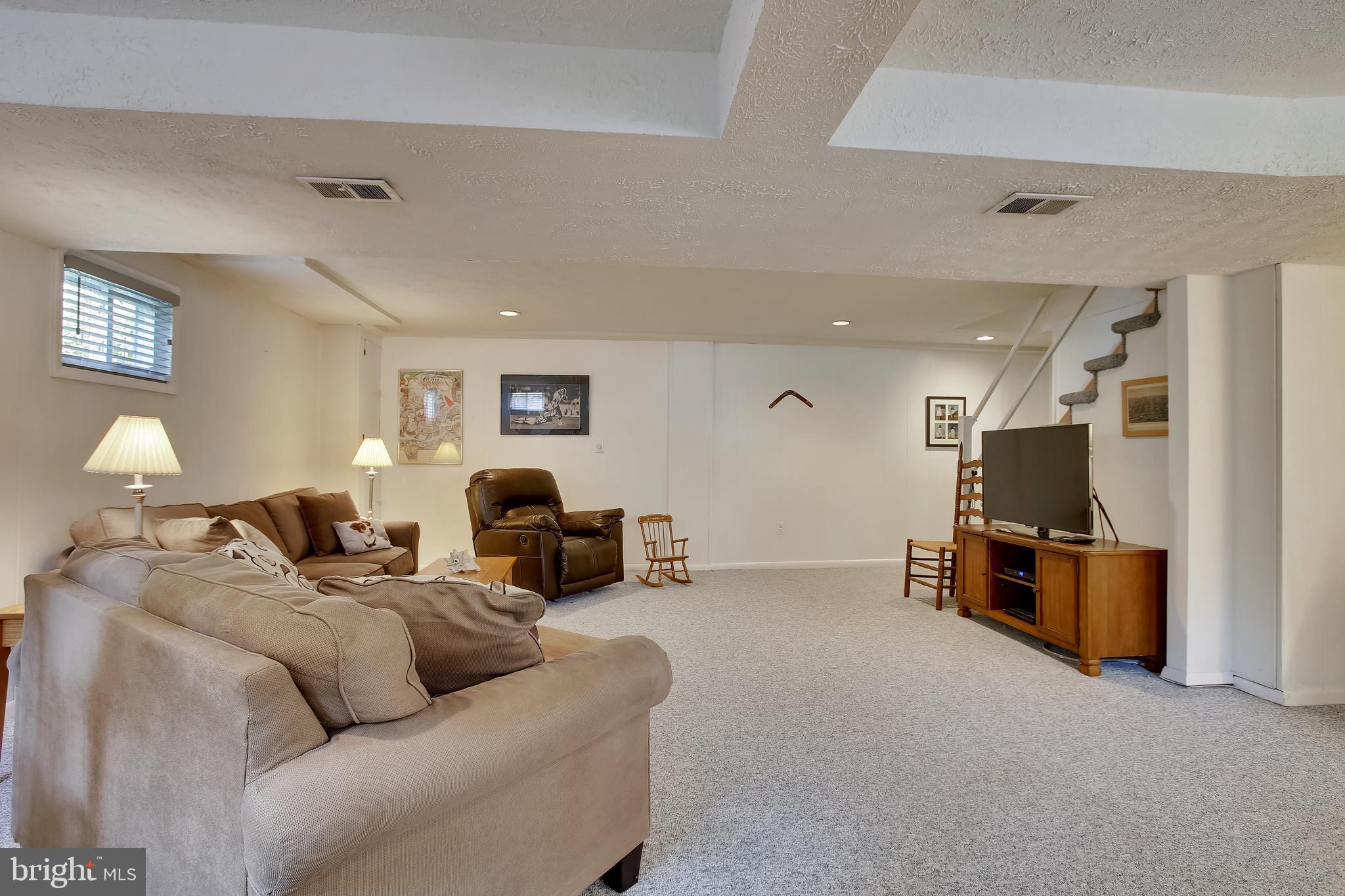 6529 Deepford Street Springfield, VA 22150 - Photo 28 of 41 Recreation Room