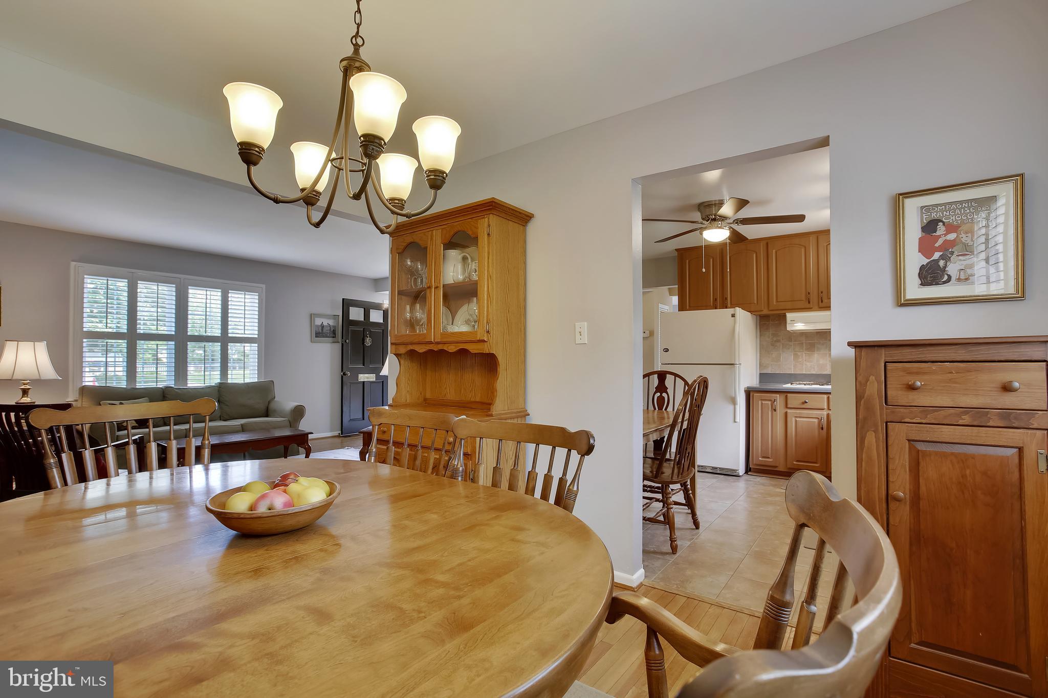 6529 Deepford Street Springfield, VA 22150 - Photo 6 of 41 Dining Area