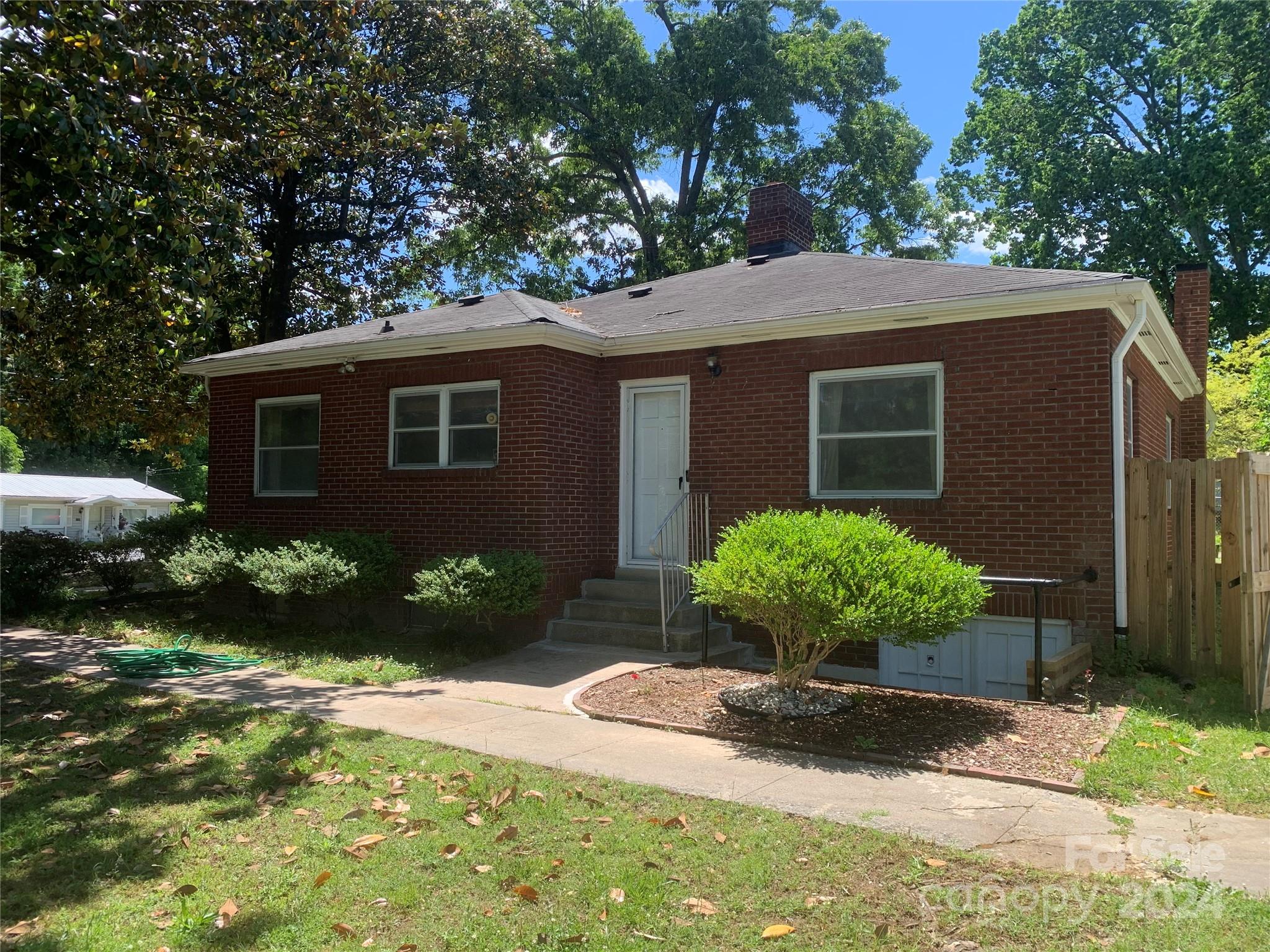 1043 McLain Road Kannapolis, NC 28083 - Photo 4 of 41 Gallery Image 4