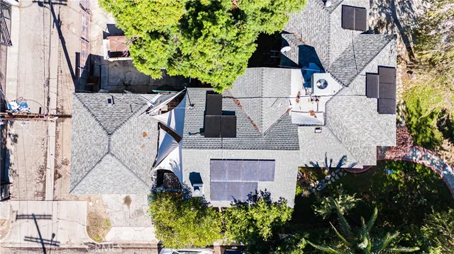 $875,000 | 7503 Aqueduct Avenue, Van Nuys, CA 91406