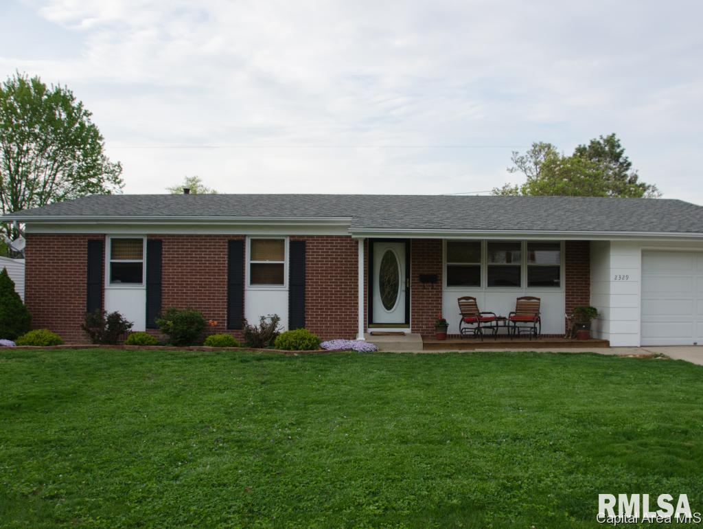 2329 Makemie Avenue Springfield, IL 62704 - Photo 1 of 17