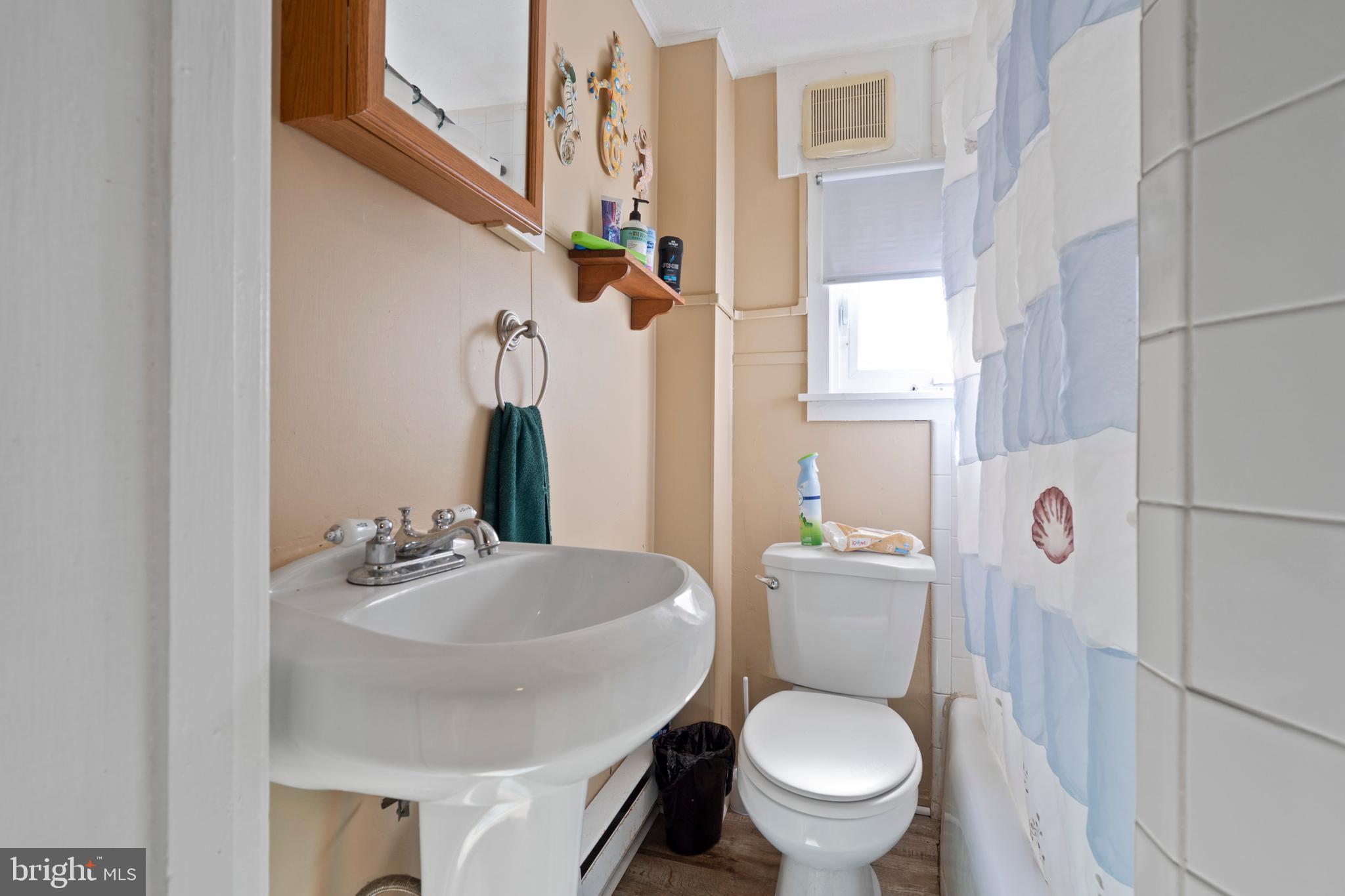 417 Rector Street Philadelphia, PA 19128 - Photo 8 of 39 Gallery Image 8