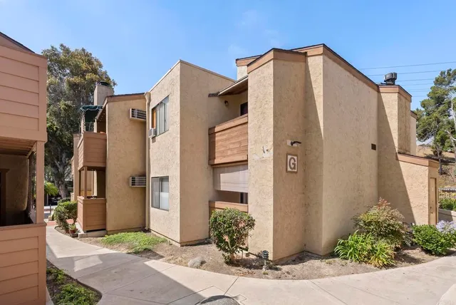 $438,000 | 2920 Briarwood Road, Unit G11, Bonita, CA 91902