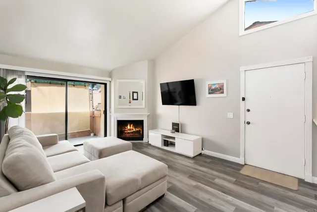 $438,000 | 2920 Briarwood Road, Unit G11, Bonita, CA 91902