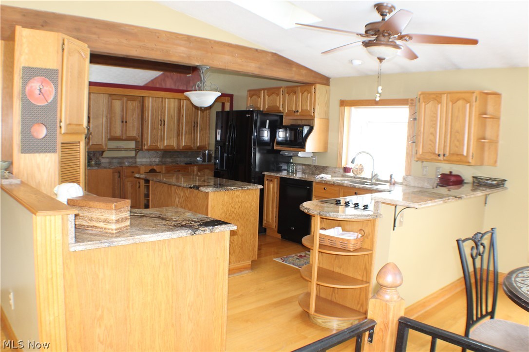 5857 Trumbull Road Geneva, OH 44041 - Photo 12 of 35