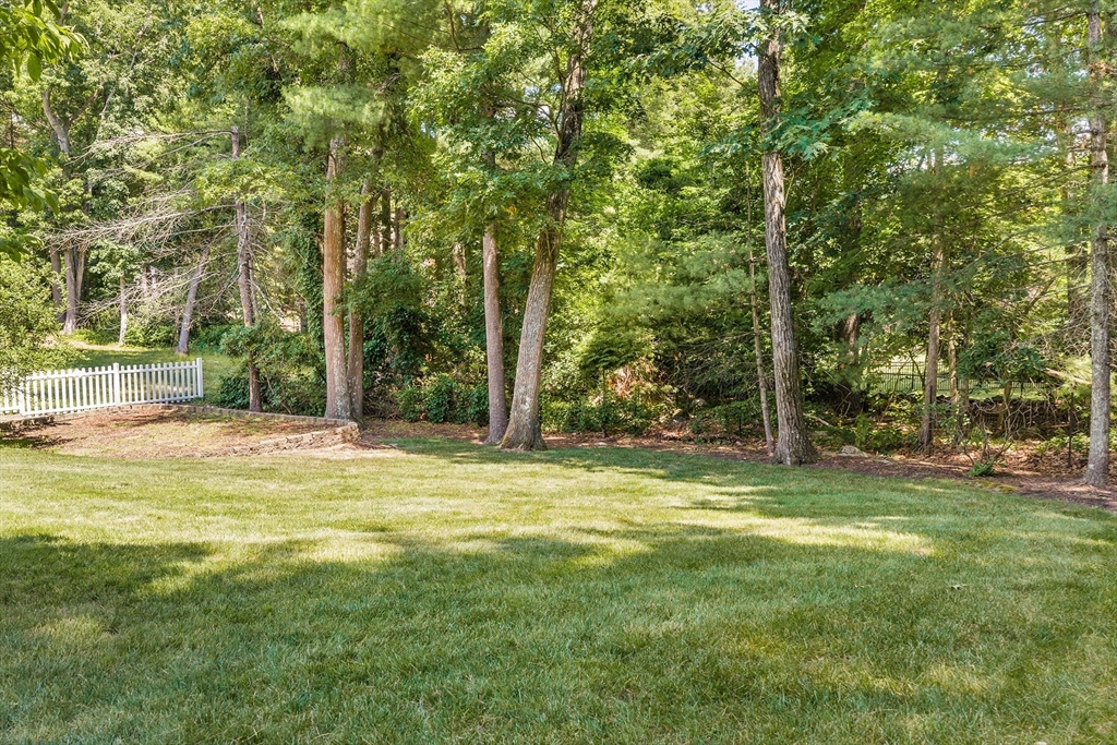 7 Sherborne Circle Ashland, MA 01721 - Photo 29 of 34