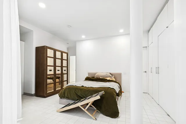 $25,000 | 22 East 81st Street, Unit 1 | Upper East Side