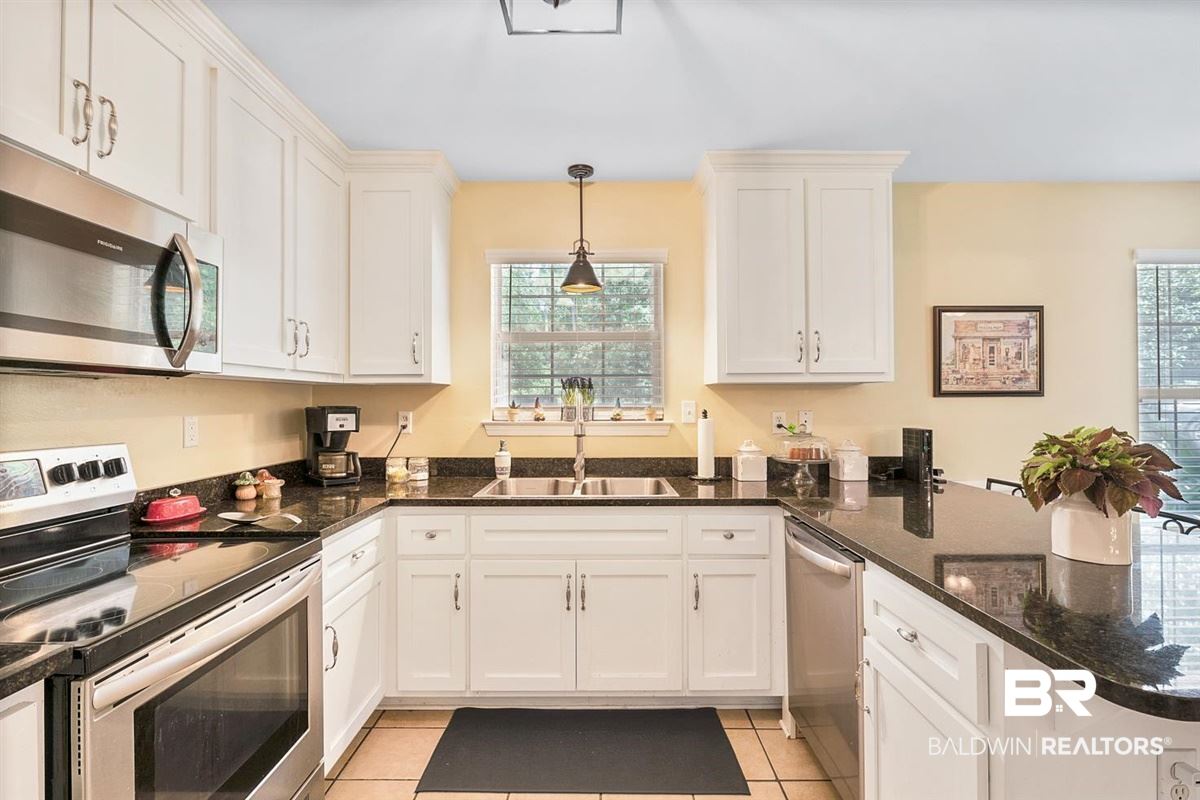 8275 Abbey Road East Wilmer, AL 36587 - Photo 12 of 42