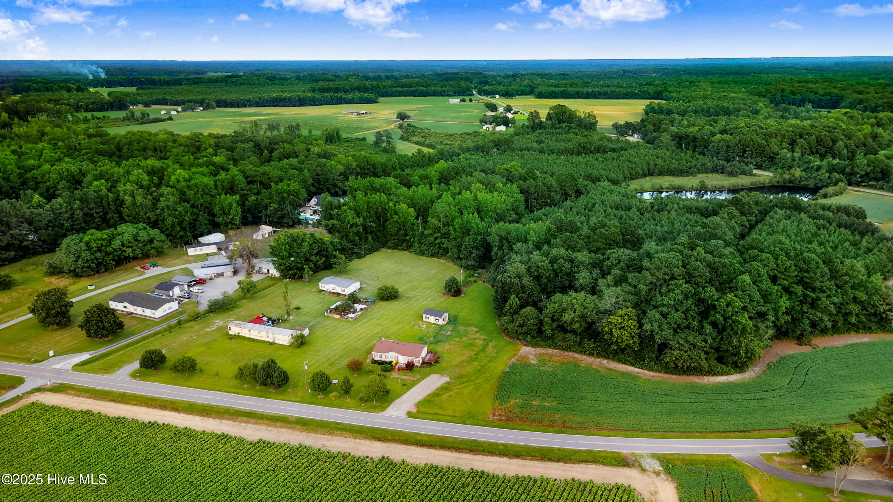 134 Starline Road Selma, NC 27576 - Photo 4 of 18 06-134 Starline Rd-6