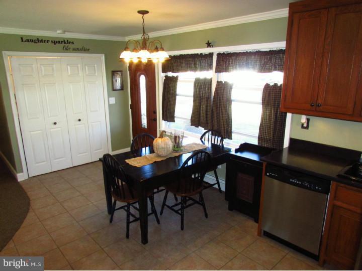 41 Beechtree Road Levittown, PA 19057 - Photo 3 of 24 Kitchen