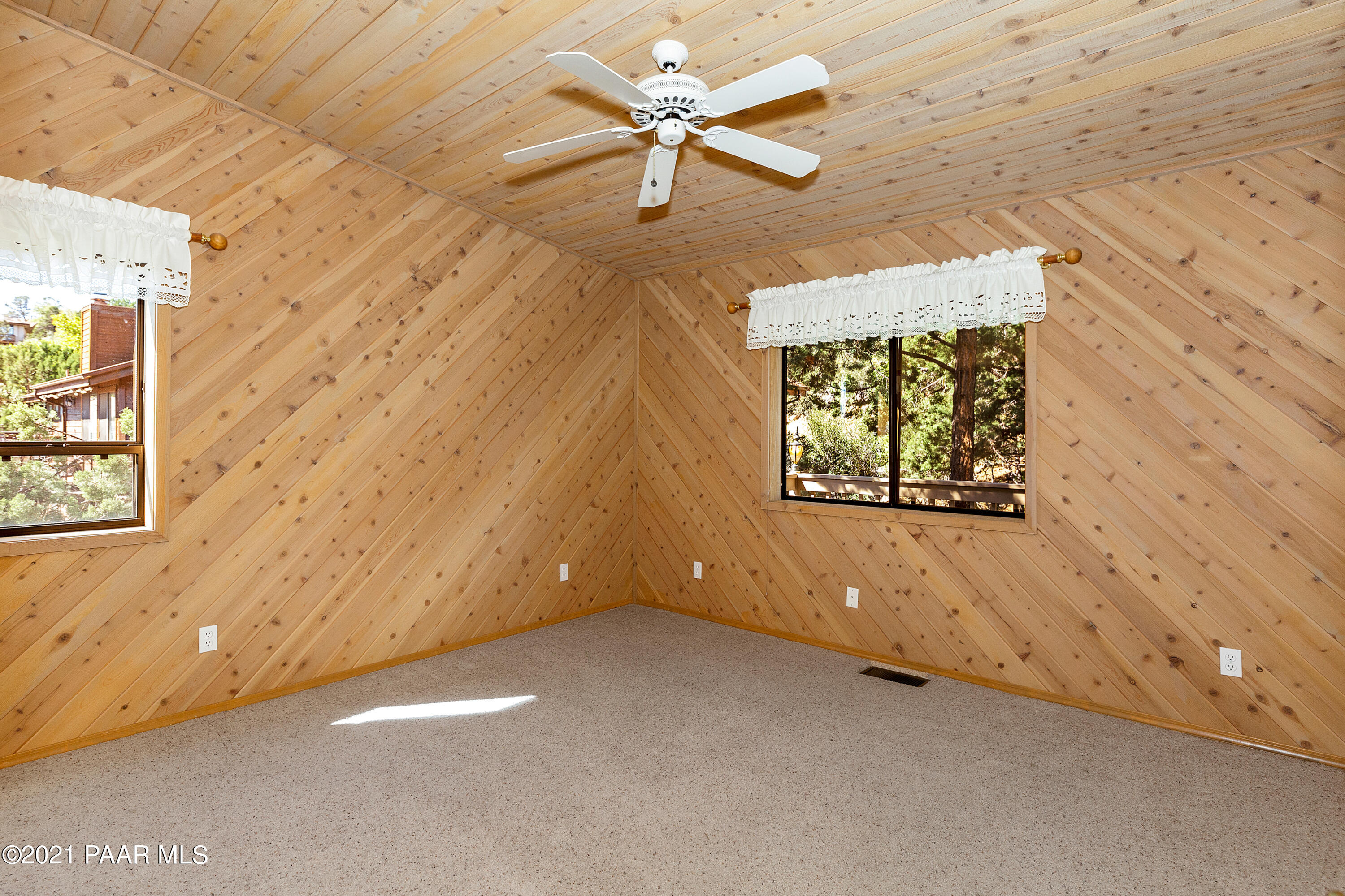 2090 Meadowbrook Road Prescott, AZ 86303 - Photo 26 of 42 025_Bedroom 3