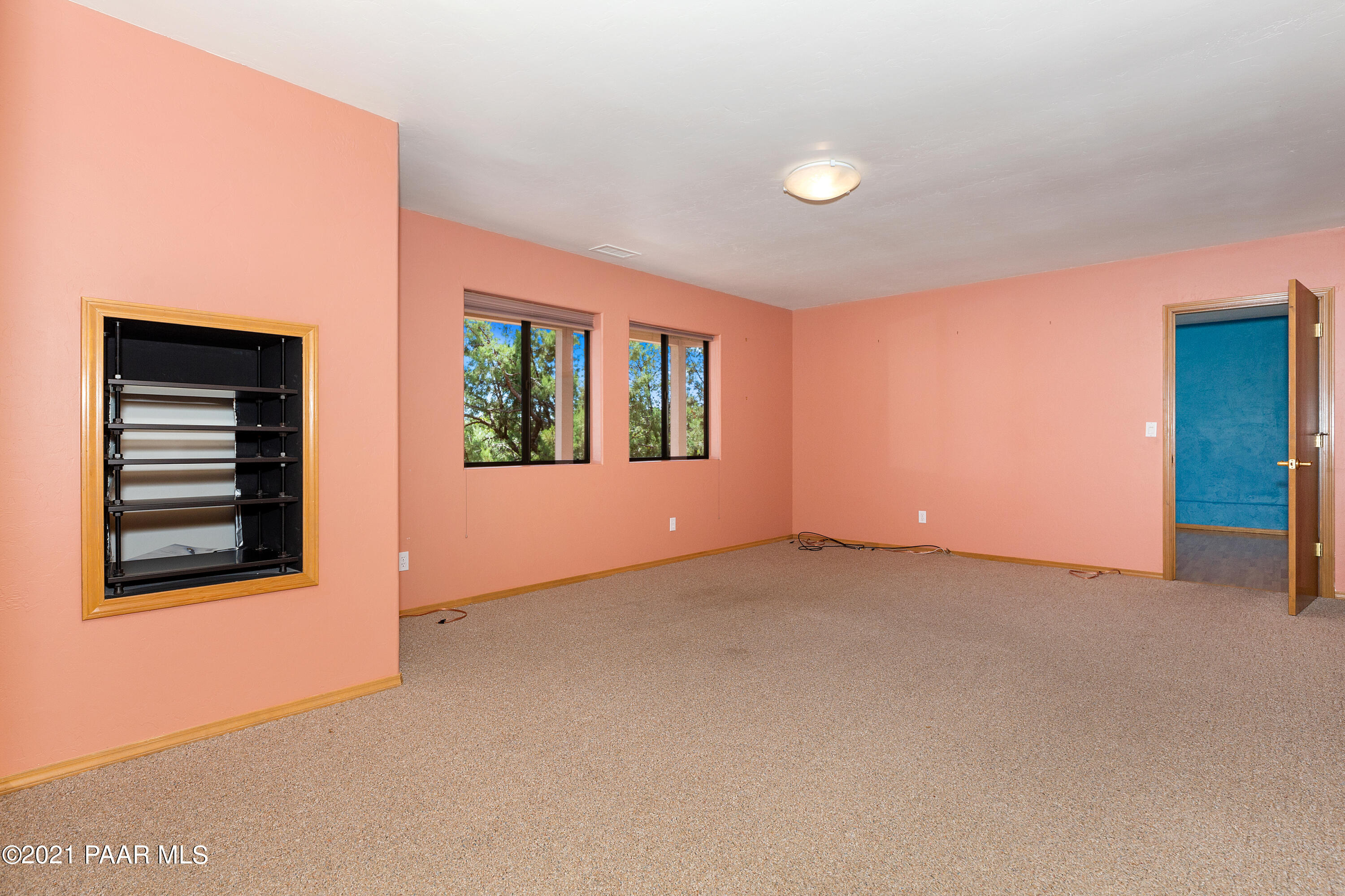2090 Meadowbrook Road Prescott, AZ 86303 - Photo 28 of 42 027_Family Room