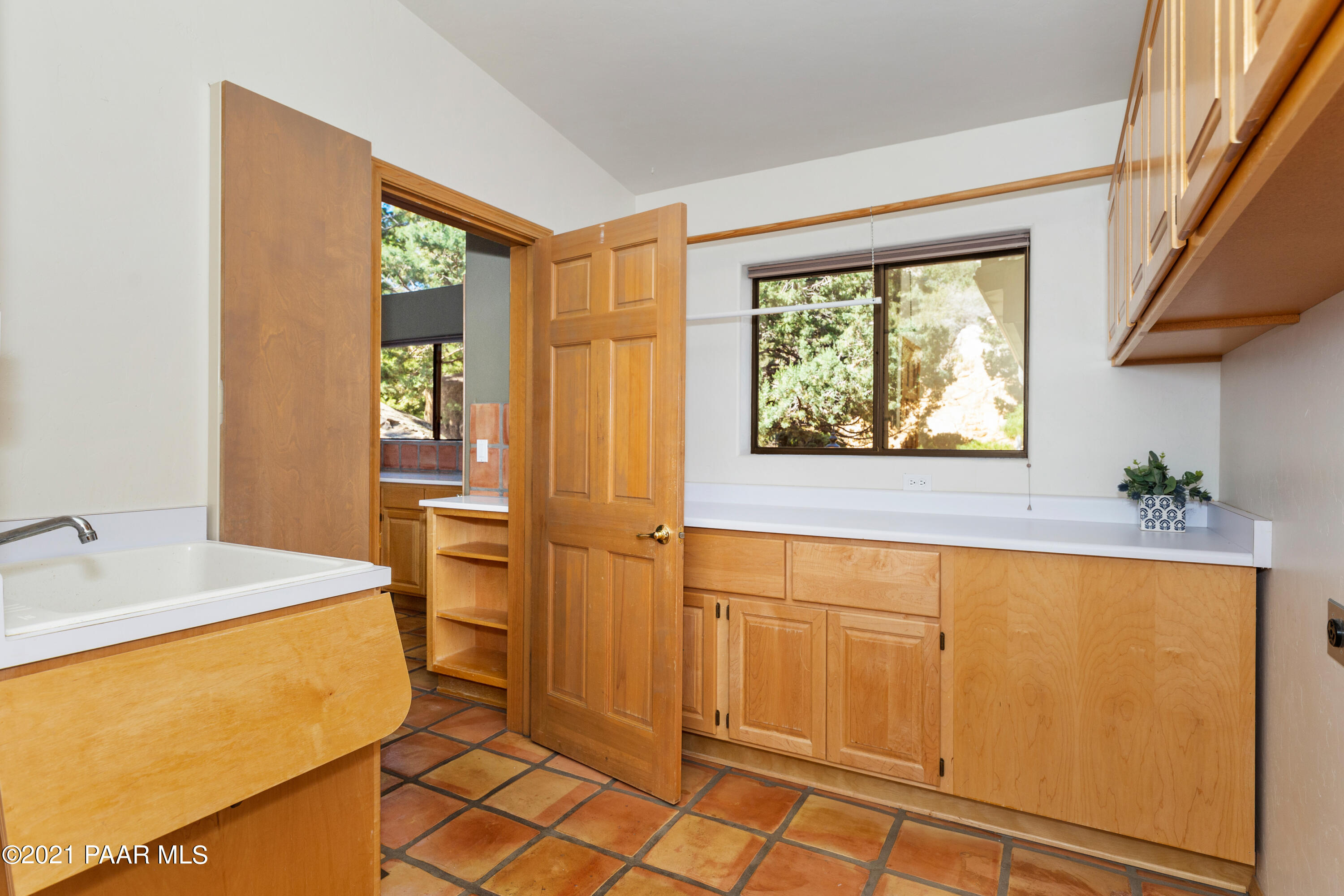2090 Meadowbrook Road Prescott, AZ 86303 - Photo 34 of 42 033_Laundry Room