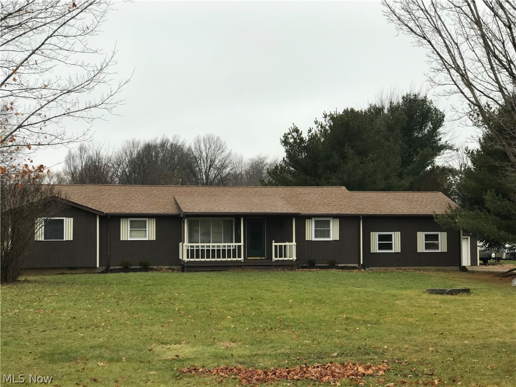 8905 Cherry Road Vermilion, OH 44089 - Photo 3 of 27