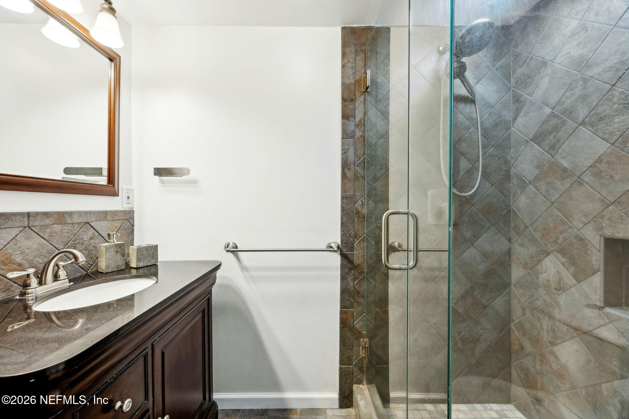3648 Rubin Road Jacksonville, FL 32257 - Photo 19 of 47 guest bath