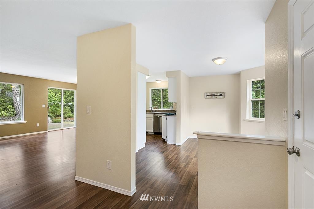 11612 Wicks Lake Road Southwest Port Orchard, WA 98367 - Photo 12 of 24 Gallery Image 12