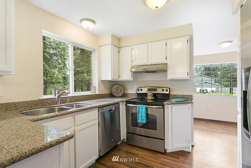 11612 Wicks Lake Road Southwest Port Orchard, WA 98367 - Photo 16 of 24 Gallery Image 16