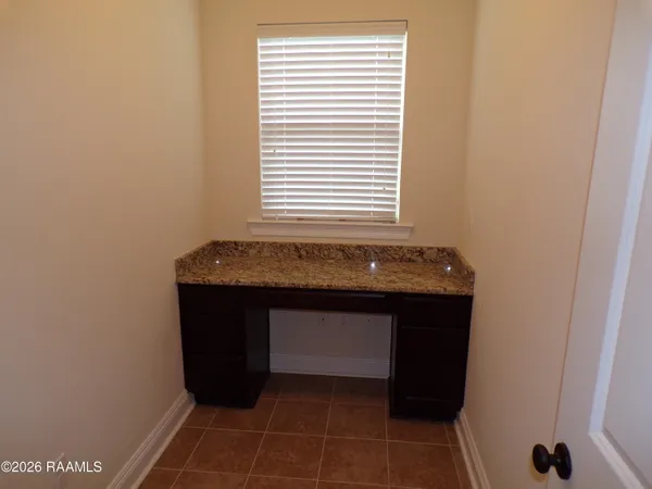 $1,800 | 109 Kohen Luke Drive, Lafayette, LA 70506