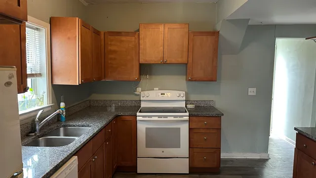 $1,400 | 515 East Main Street, Chattanooga, TN 37408