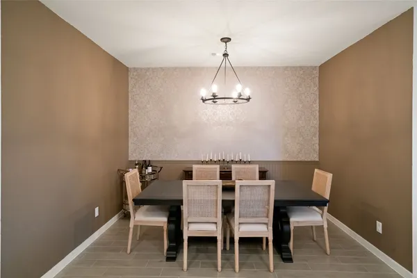 $2,500 | 119 Walnut Hl Court, Anahuac, TX 77514