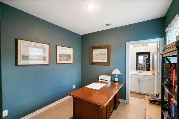 $2,500 | 119 Walnut Hl Court, Anahuac, TX 77514