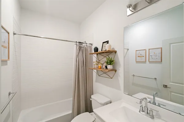 $2,500 | 119 Walnut Hl Court, Anahuac, TX 77514