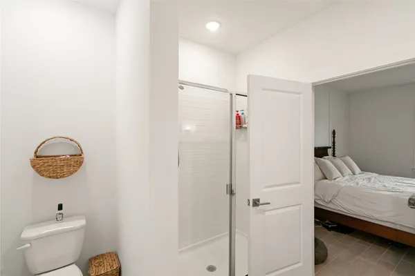 $2,500 | 119 Walnut Hl Court, Anahuac, TX 77514