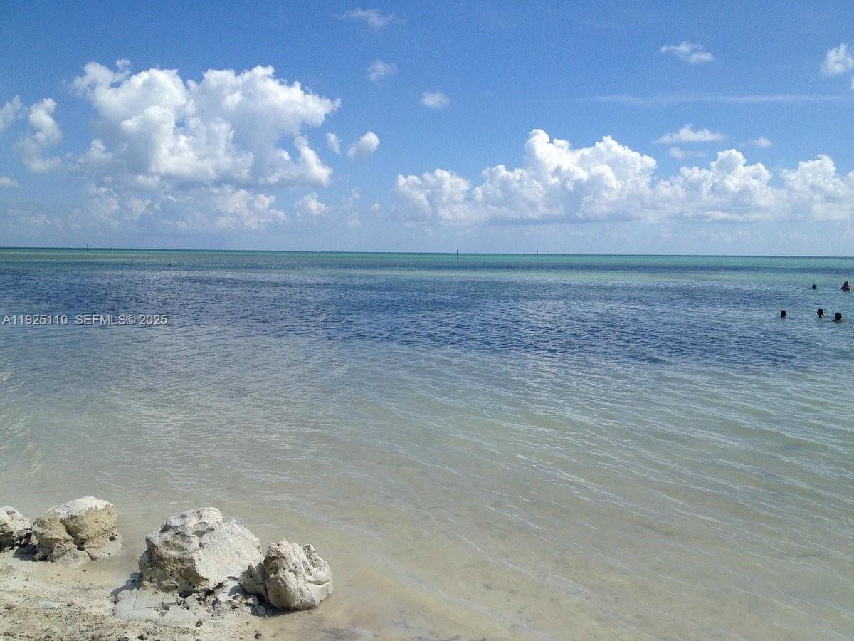 29 Bonefish Avenue Key Largo, FL 33037 - Photo 4 of 31