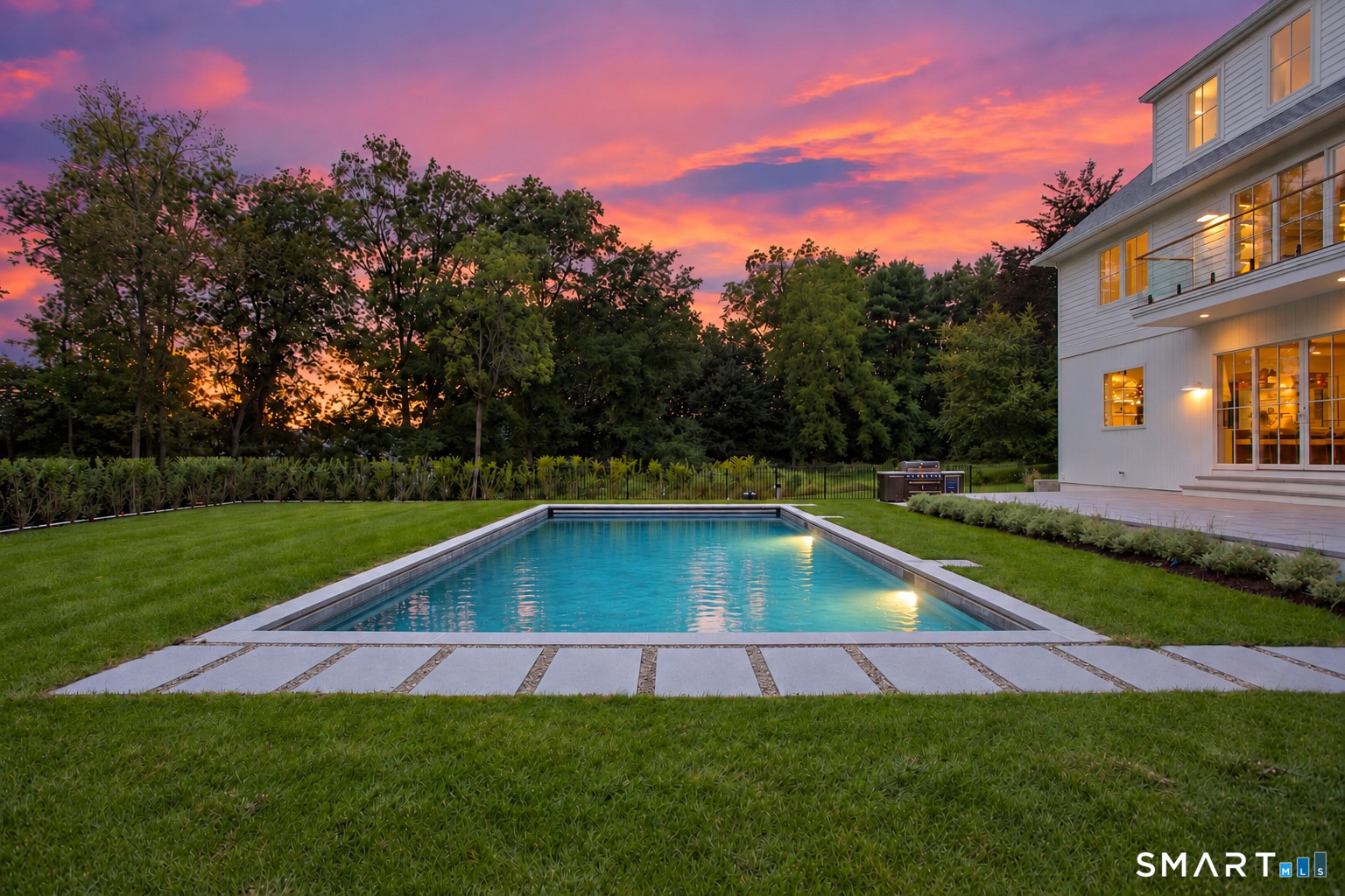 13 Edgemarth Hill Road Westport, CT 06880 - Photo 14 of 40 Gallery Image 14