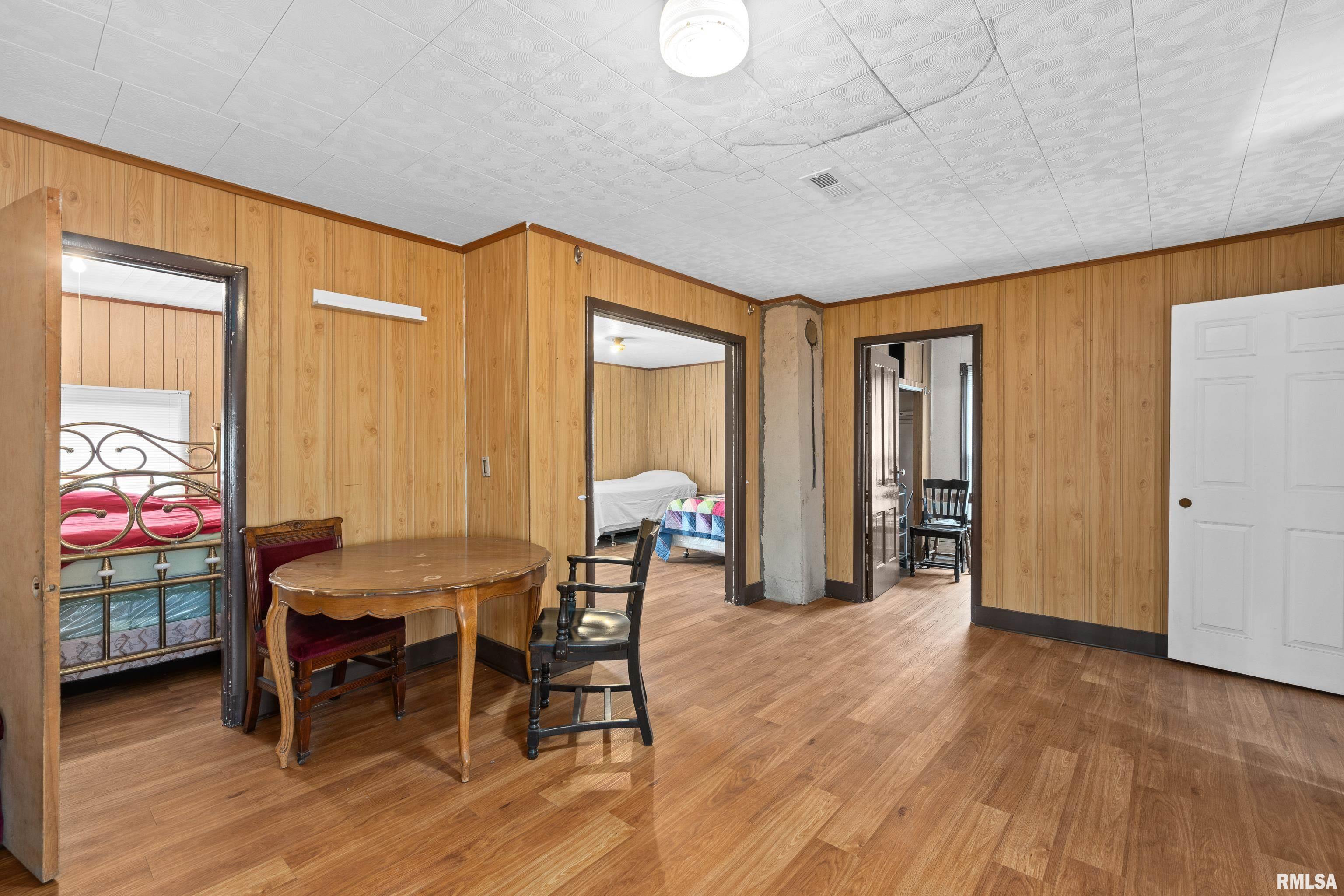 414 8th Street Moline, IL 61265 - Photo 12 of 22 Gallery Image 12