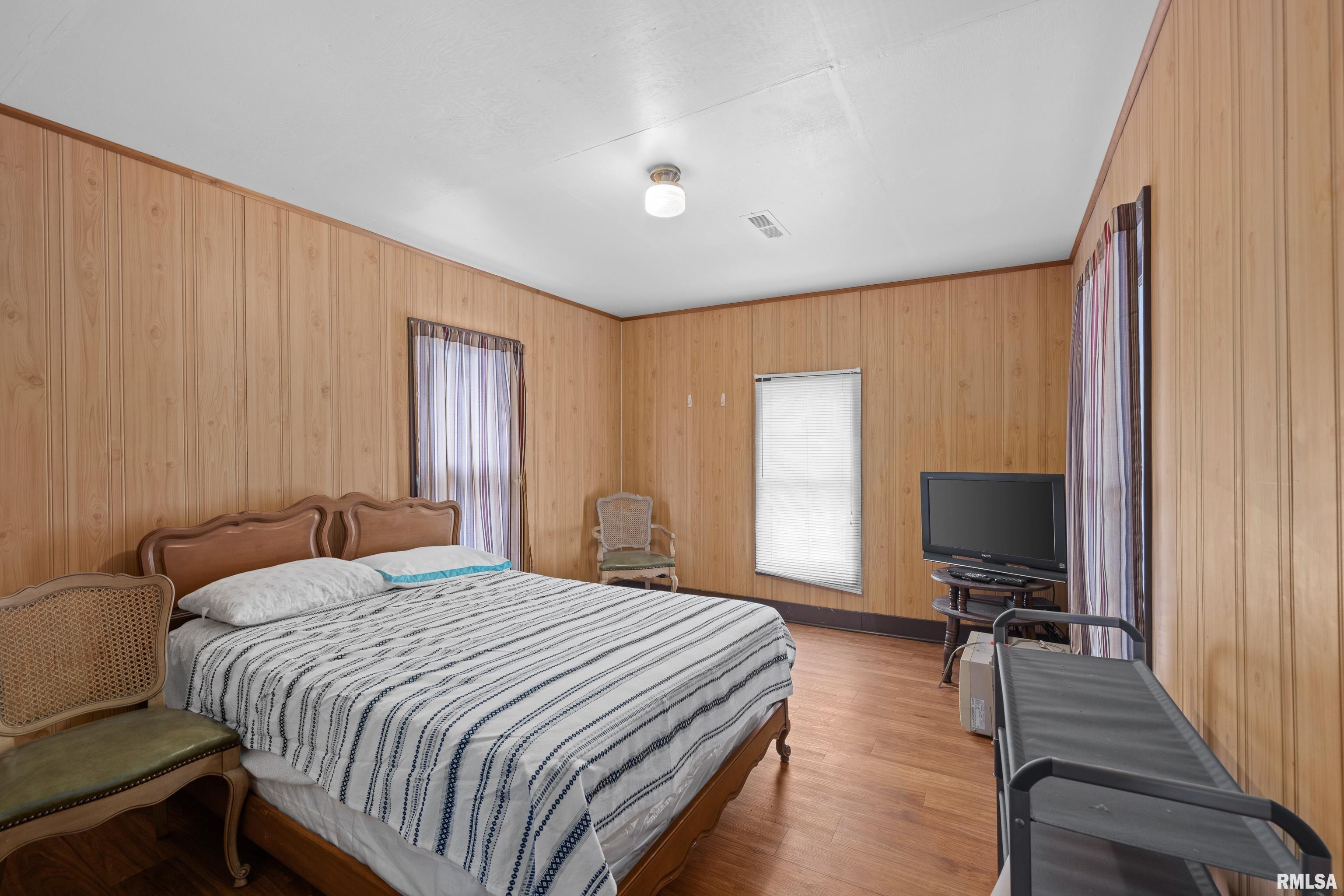 414 8th Street Moline, IL 61265 - Photo 14 of 22 Gallery Image 14