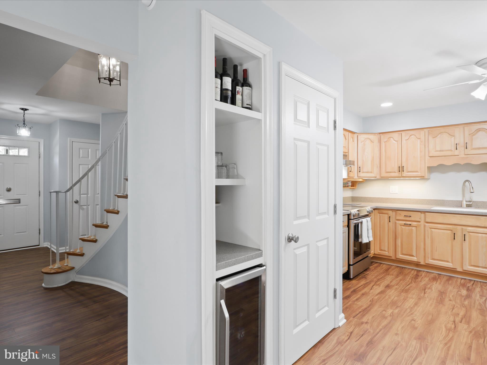 5955 Queenston Street Springfield, VA 22152 - Photo 12 of 63